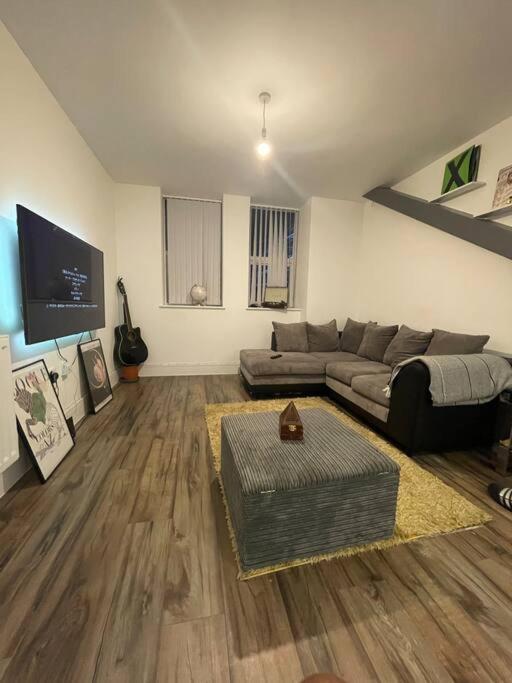 New London Apartment- 20mins From Apartment Romford